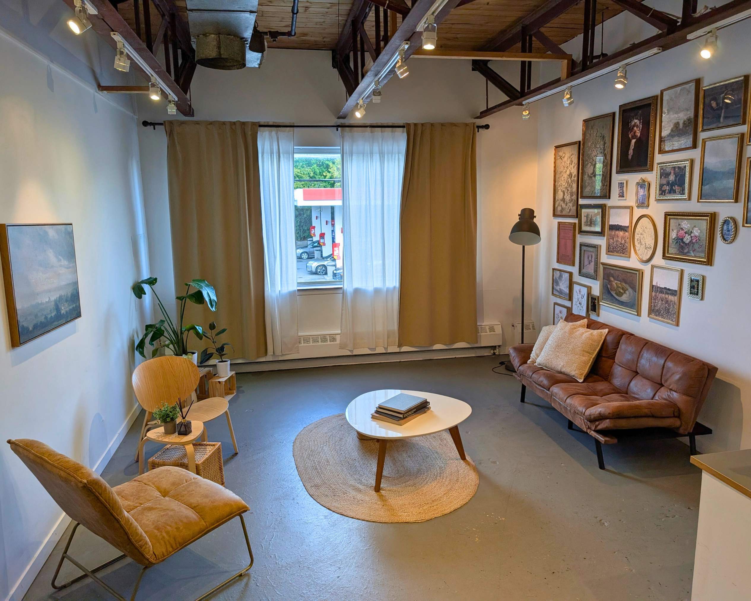 Content Hub Studio